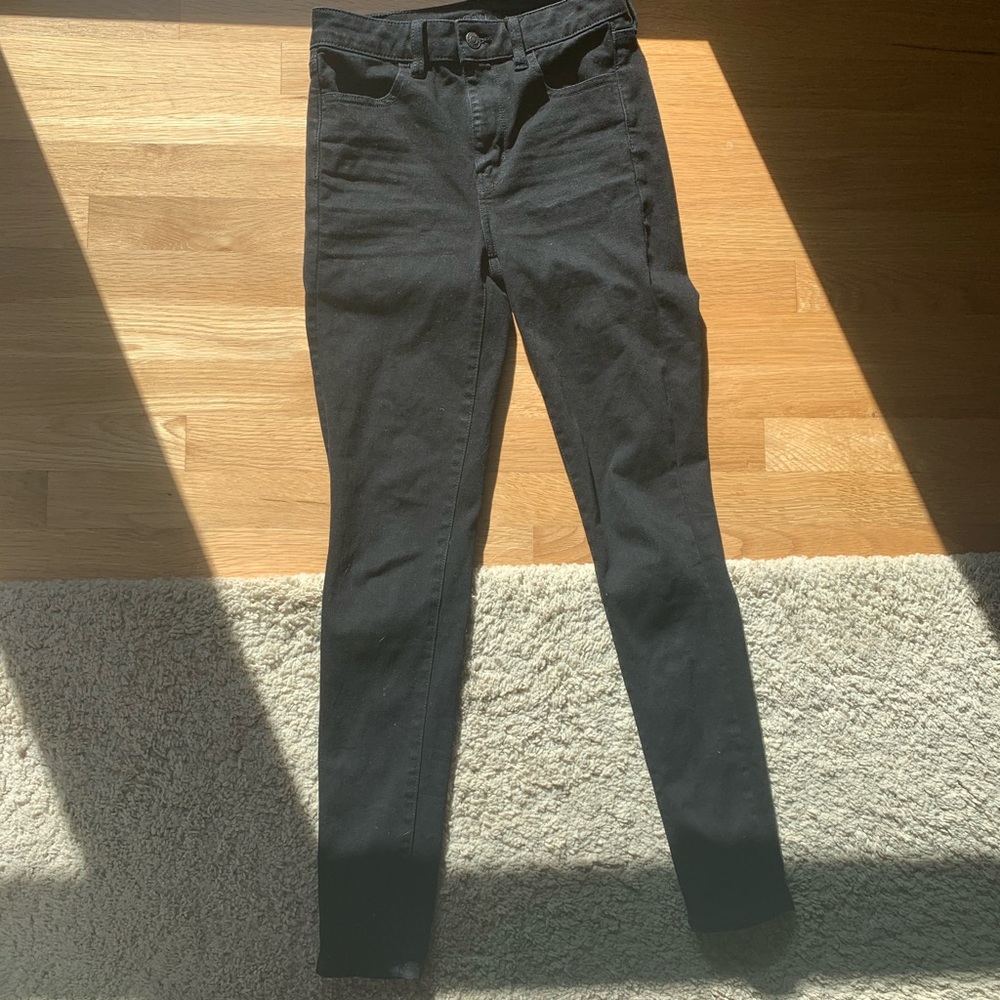 Black skinny jeans